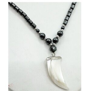 Vintage hematite and mother of pearl tusk beaded necklace barrel clasp 18”